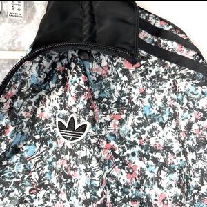 Adidas trefoil floral track zip up jacket multi size S satin-silky fabric